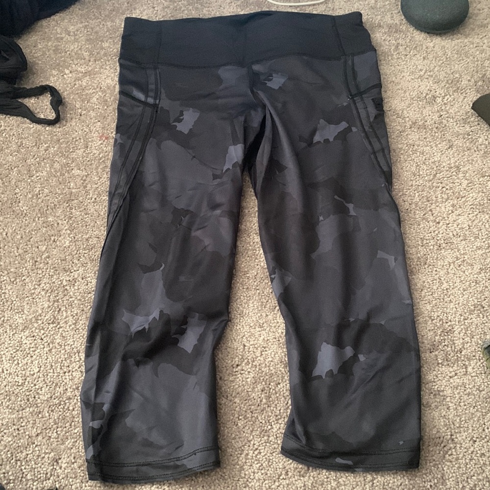 Lululemon Top Speed Crop